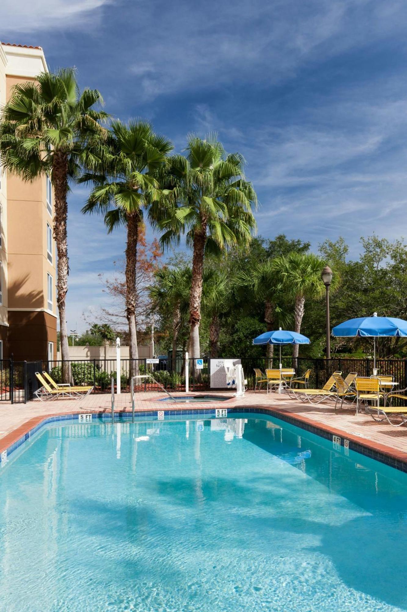 Fairfield Inn & Suites Jacksonville Butler Boulevard Екстер'єр фото