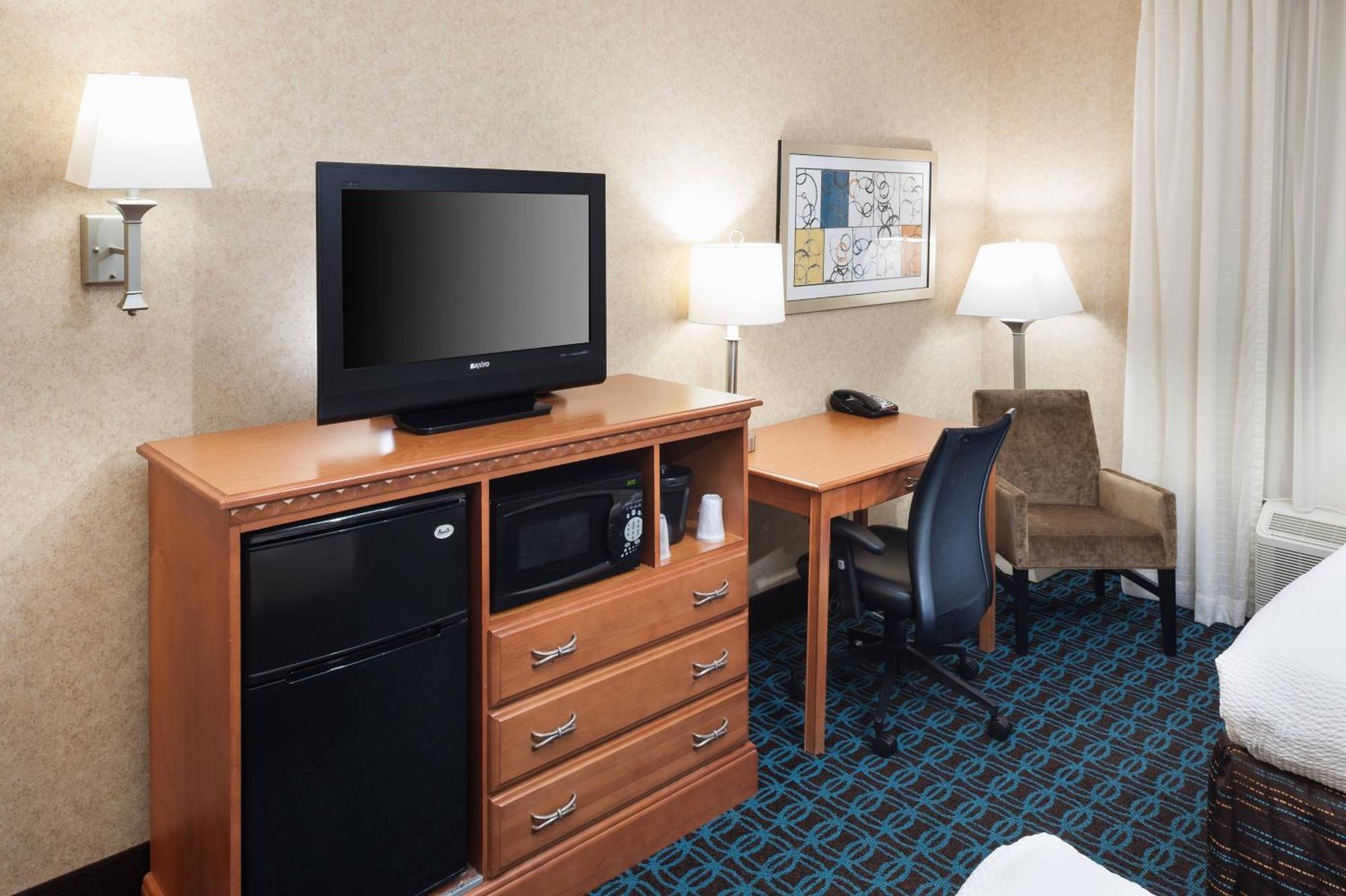Fairfield Inn & Suites Jacksonville Butler Boulevard Екстер'єр фото