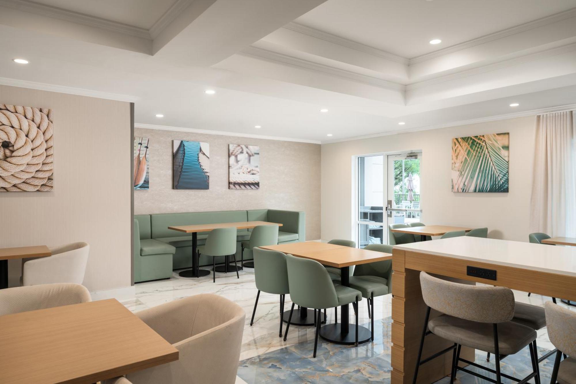Fairfield Inn & Suites Jacksonville Butler Boulevard Екстер'єр фото